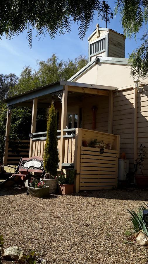 A La Folly Bed & Breakfast Murray Bridge Exterior photo