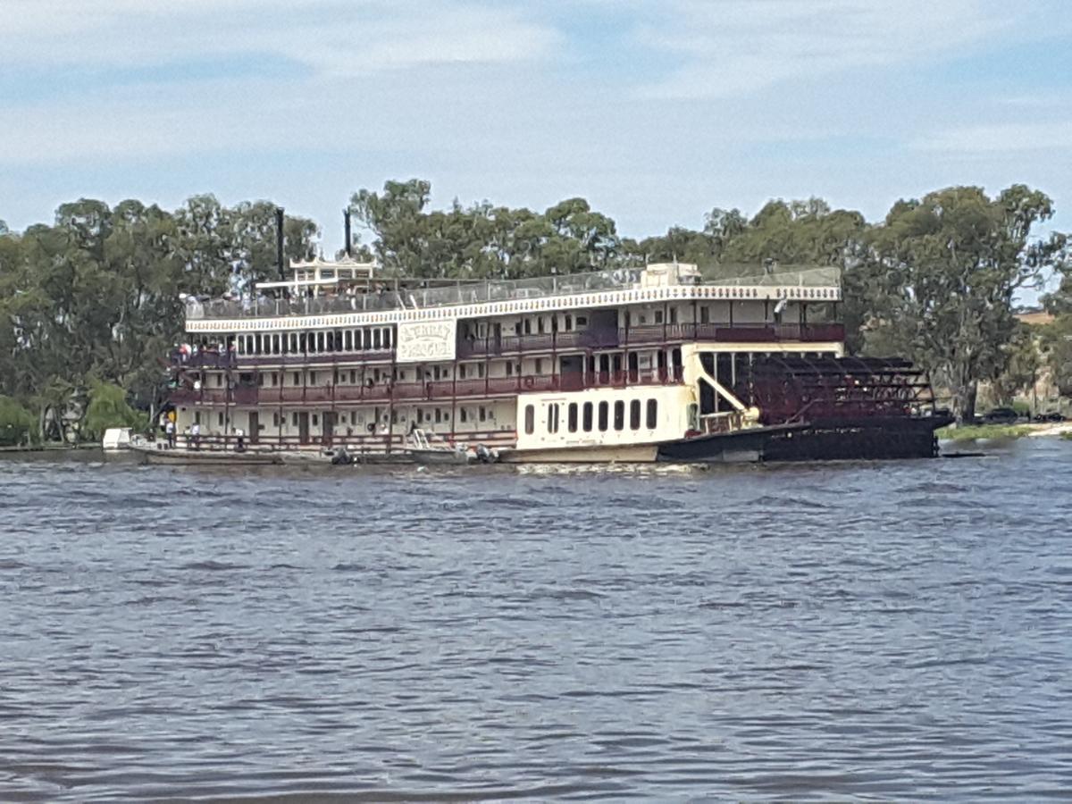 A La Folly Bed & Breakfast Murray Bridge Exterior photo